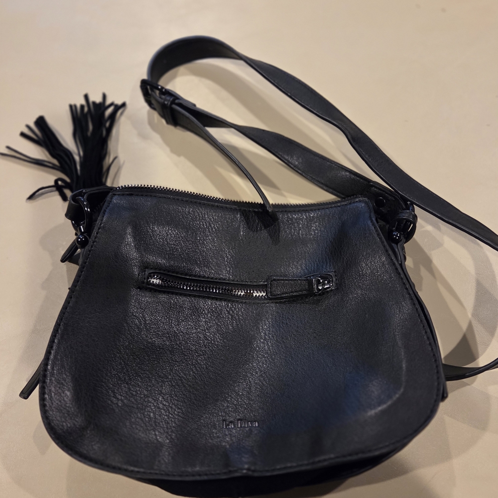La Flixa Black Crossbody Bag